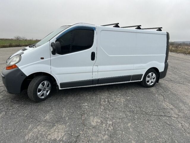 Белый Рено Трафик, объемом двигателя 1.9 л и пробегом 731 тыс. км за 6399 $, фото 3 на Automoto.ua