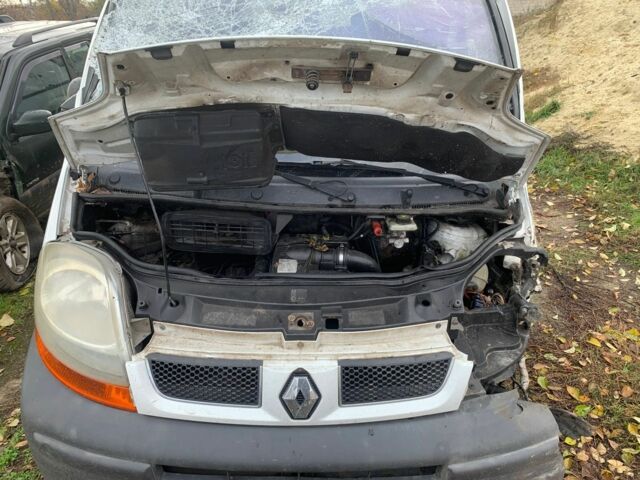 Рено Трафик 2006 в Лозовой на Automoto.ua Белый Рено Трафик, объемом двигателя 0 л и пробегом 300 тыс. км за 1600 $, фото 2 на Automoto.ua