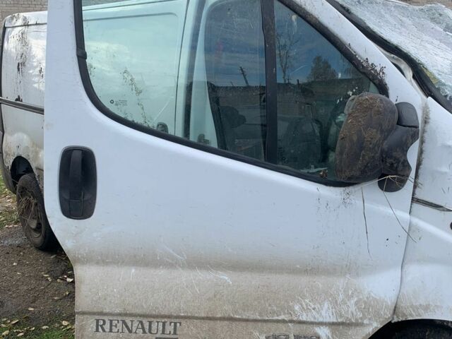 Рено Трафик 2006 в Лозовой на Automoto.ua Белый Рено Трафик, объемом двигателя 0 л и пробегом 300 тыс. км за 1600 $, фото 7 на Automoto.ua