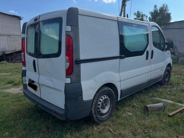 Белый Рено Трафик, объемом двигателя 2 л и пробегом 165 тыс. км за 3500 $, фото 7 на Automoto.ua