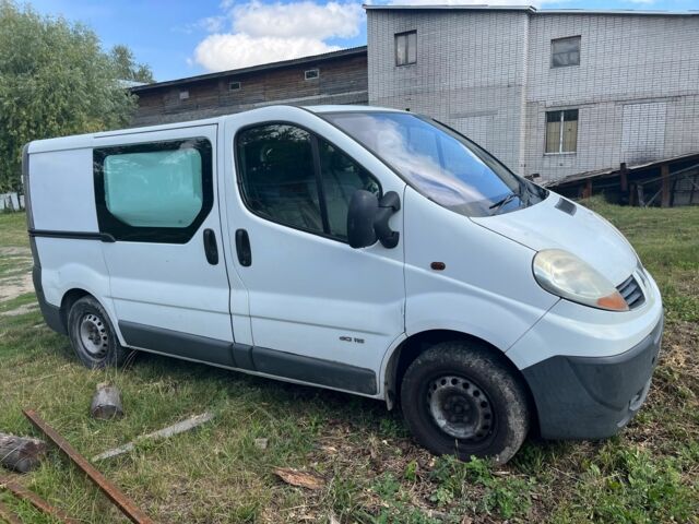 Белый Рено Трафик, объемом двигателя 2 л и пробегом 165 тыс. км за 3500 $, фото 1 на Automoto.ua