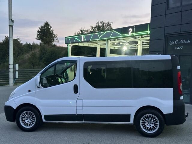 Білий Рено Трафік, об'ємом двигуна 2.5 л та пробігом 320 тис. км за 6300 $, фото 5 на Automoto.ua