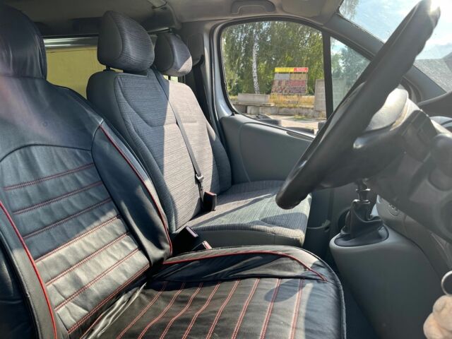 Белый Рено Трафик, объемом двигателя 2 л и пробегом 165 тыс. км за 3500 $, фото 12 на Automoto.ua