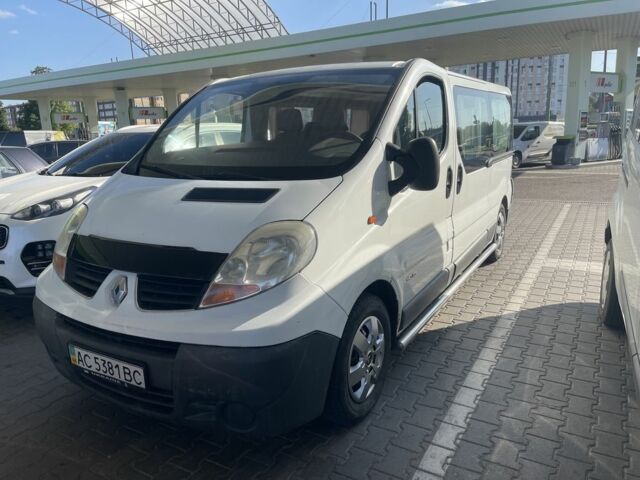 Белый Рено Трафик, объемом двигателя 2 л и пробегом 275 тыс. км за 7850 $, фото 3 на Automoto.ua