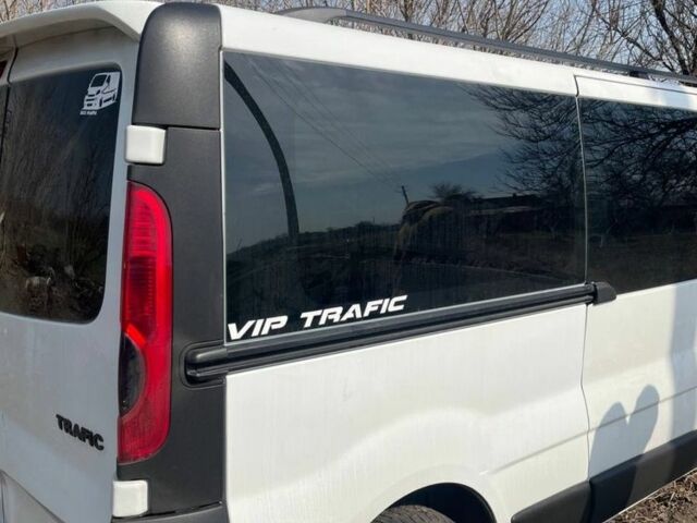 Белый Рено Трафик, объемом двигателя 2 л и пробегом 465 тыс. км за 3500 $, фото 2 на Automoto.ua