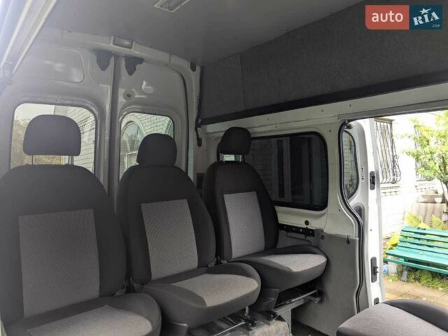 Белый Рено Трафик, объемом двигателя 2 л и пробегом 257 тыс. км за 9500 $, фото 12 на Automoto.ua