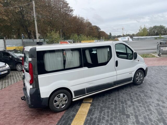 Белый Рено Трафик, объемом двигателя 2 л и пробегом 275 тыс. км за 7850 $, фото 8 на Automoto.ua