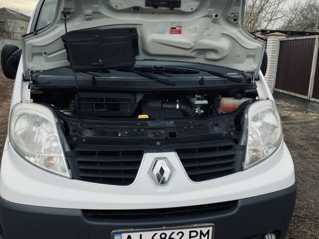 Рено Трафик 2008 в Березань на Automoto.ua Белый Рено Трафик, объемом двигателя 2 л и пробегом 254 тыс. км за 10000 $, фото 1 на Automoto.ua