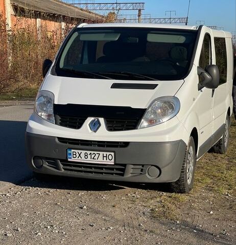 Белый Рено Трафик, объемом двигателя 2 л и пробегом 385 тыс. км за 8300 $, фото 7 на Automoto.ua