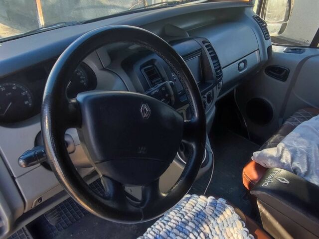 Белый Рено Трафик, объемом двигателя 0 л и пробегом 280 тыс. км за 10500 $, фото 15 на Automoto.ua