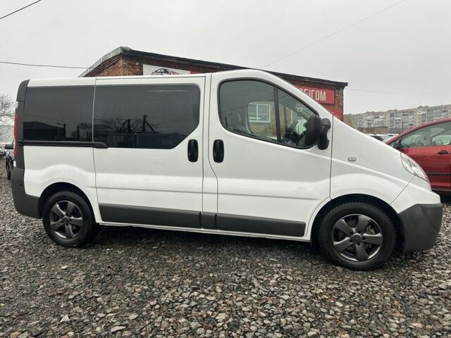 Белый Рено Трафик, объемом двигателя 2 л и пробегом 386 тыс. км за 10900 $, фото 4 на Automoto.ua