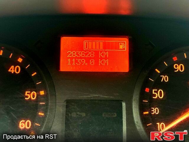 Белый Рено Трафик, объемом двигателя 2 л и пробегом 283 тыс. км за 9500 $, фото 6 на Automoto.ua