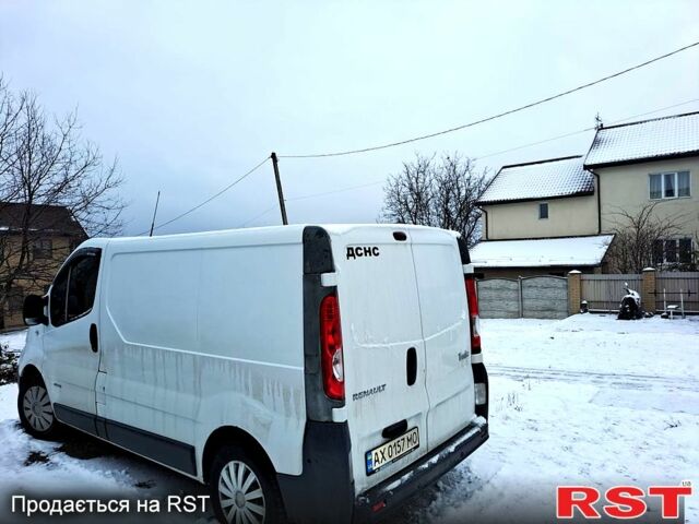 Білий Рено Трафік, об'ємом двигуна 2 л та пробігом 316 тис. км за 8900 $, фото 1 на Automoto.ua