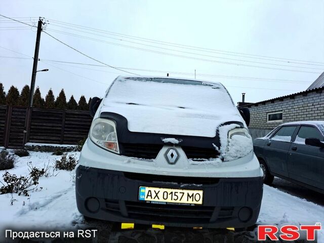 Білий Рено Трафік, об'ємом двигуна 2 л та пробігом 316 тис. км за 8900 $, фото 4 на Automoto.ua