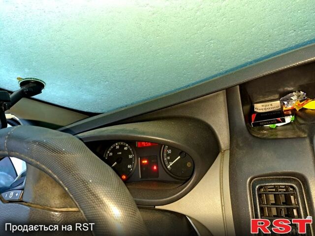 Белый Рено Трафик, объемом двигателя 2 л и пробегом 316 тыс. км за 8900 $, фото 9 на Automoto.ua