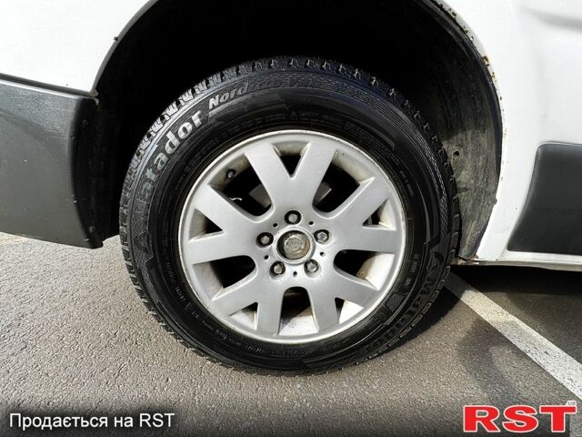 Белый Рено Трафик, объемом двигателя 2 л и пробегом 315 тыс. км за 11500 $, фото 7 на Automoto.ua