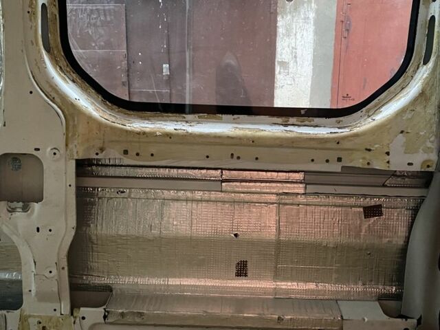 Белый Рено Трафик, объемом двигателя 2 л и пробегом 260 тыс. км за 11300 $, фото 15 на Automoto.ua