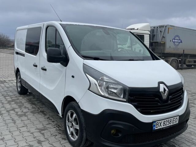 Белый Рено Трафик, объемом двигателя 1.6 л и пробегом 290 тыс. км за 8400 $, фото 2 на Automoto.ua