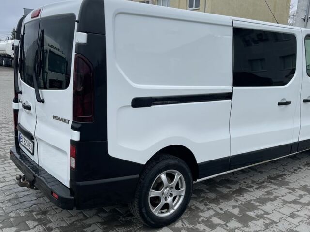 Белый Рено Трафик, объемом двигателя 1.6 л и пробегом 290 тыс. км за 8400 $, фото 6 на Automoto.ua