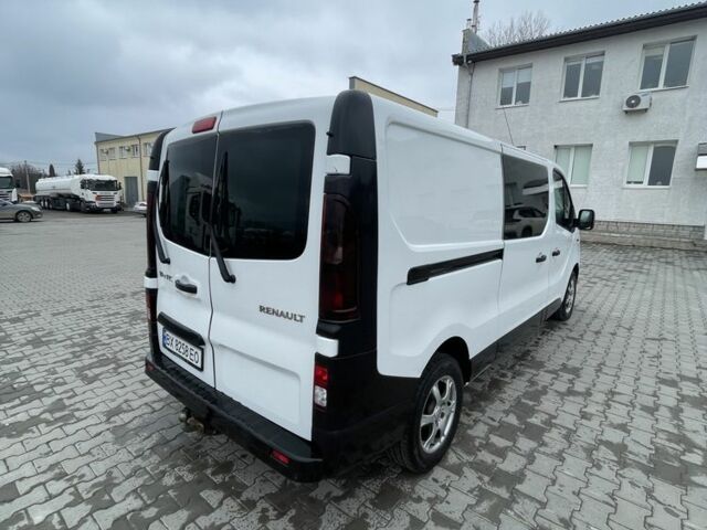 Белый Рено Трафик, объемом двигателя 1.6 л и пробегом 290 тыс. км за 8400 $, фото 5 на Automoto.ua