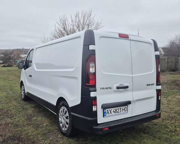 Білий Рено Трафік, об'ємом двигуна 1.6 л та пробігом 281 тис. км за 10500 $, фото 6 на Automoto.ua