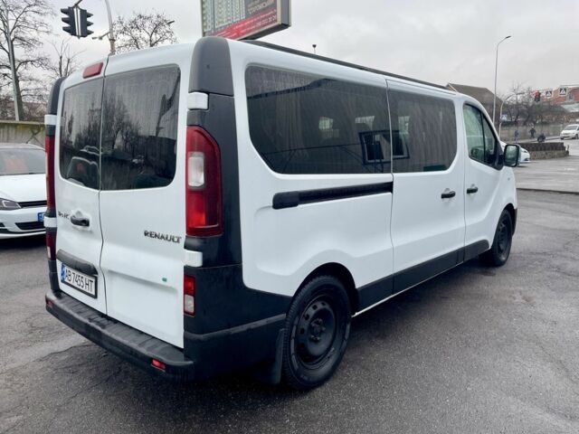 Белый Рено Трафик, объемом двигателя 1.6 л и пробегом 287 тыс. км за 14200 $, фото 3 на Automoto.ua