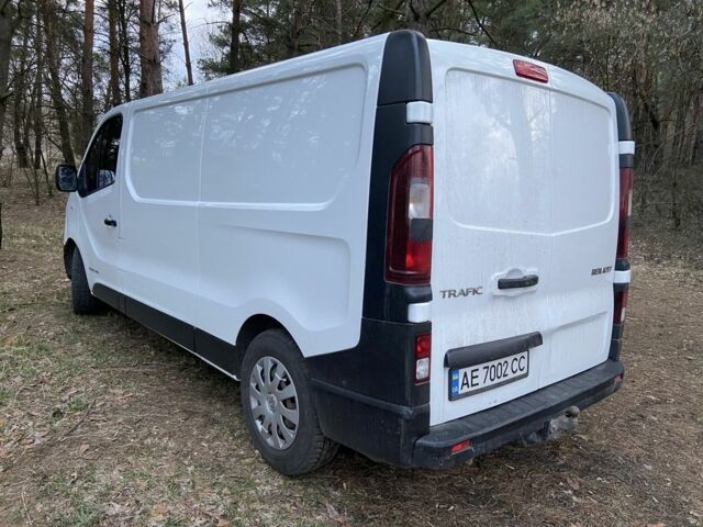 Рено Трафик 2016 в Васильковке на Automoto.ua Белый Рено Трафик, объемом двигателя 1.6 л и пробегом 285 тыс. км за 11999 $, фото 3 на Automoto.ua