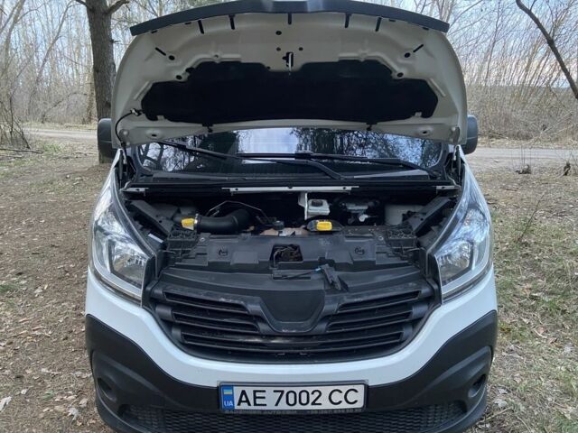 Рено Трафик 2016 в Васильковке на Automoto.ua Белый Рено Трафик, объемом двигателя 1.6 л и пробегом 285 тыс. км за 11999 $, фото 12 на Automoto.ua