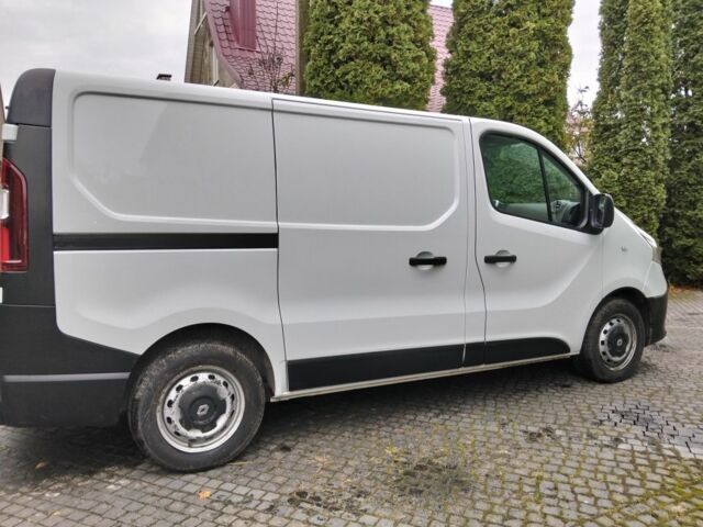 Белый Рено Трафик, объемом двигателя 1.6 л и пробегом 247 тыс. км за 12300 $, фото 10 на Automoto.ua