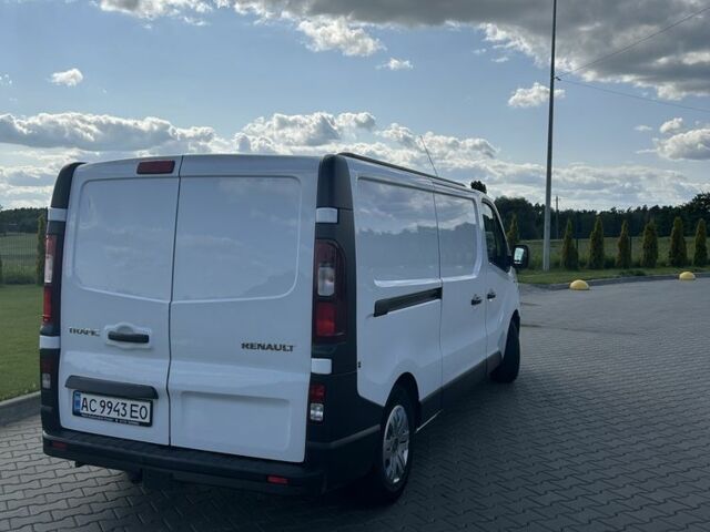 Білий Рено Трафік, об'ємом двигуна 1.6 л та пробігом 210 тис. км за 12500 $, фото 2 на Automoto.ua