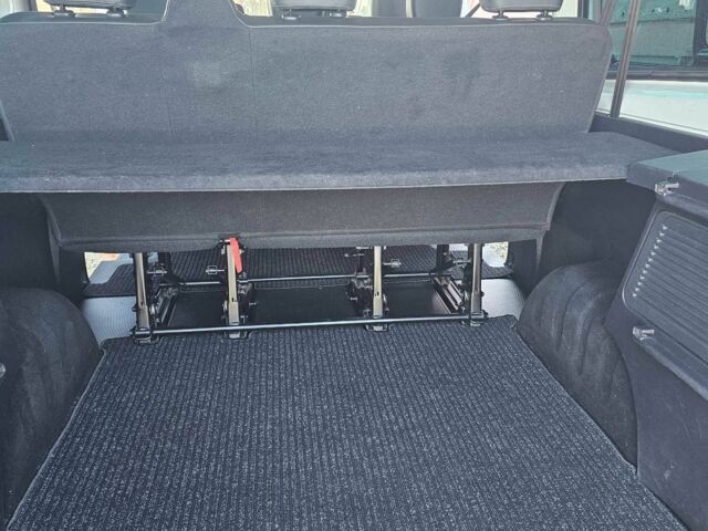 Белый Рено Трафик, объемом двигателя 1.6 л и пробегом 240 тыс. км за 15800 $, фото 4 на Automoto.ua