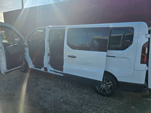 Белый Рено Трафик, объемом двигателя 1.6 л и пробегом 240 тыс. км за 15800 $, фото 6 на Automoto.ua