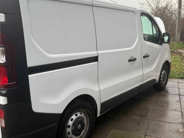 Білий Рено Трафік, об'ємом двигуна 1.6 л та пробігом 151 тис. км за 14600 $, фото 4 на Automoto.ua