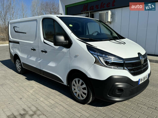 Белый Рено Трафик, объемом двигателя 2 л и пробегом 114 тыс. км за 17000 $, фото 4 на Automoto.ua