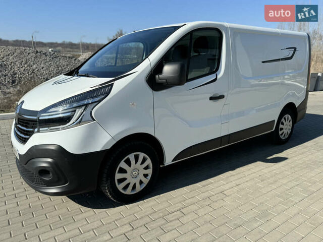 Белый Рено Трафик, объемом двигателя 2 л и пробегом 114 тыс. км за 17000 $, фото 10 на Automoto.ua