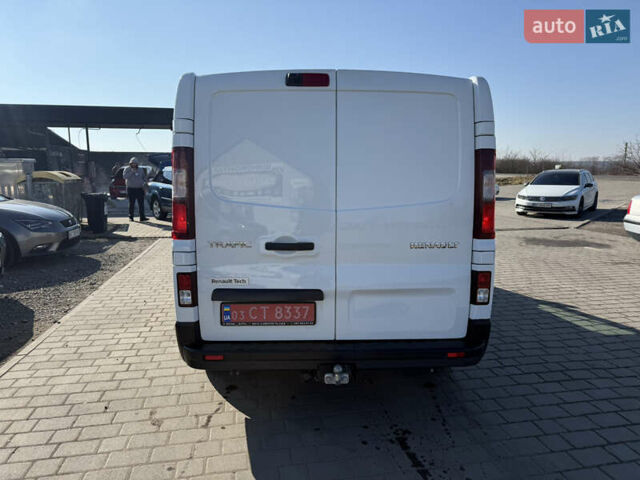 Белый Рено Трафик, объемом двигателя 2 л и пробегом 89 тыс. км за 17550 $, фото 4 на Automoto.ua