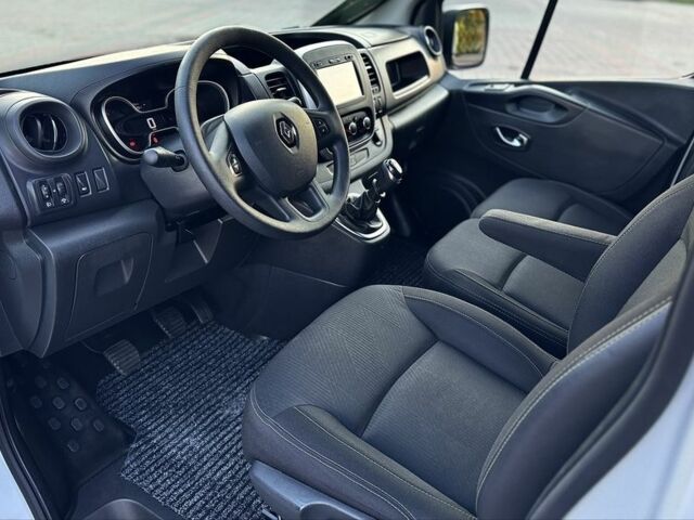 Белый Рено Трафик, объемом двигателя 2 л и пробегом 97 тыс. км за 20250 $, фото 14 на Automoto.ua