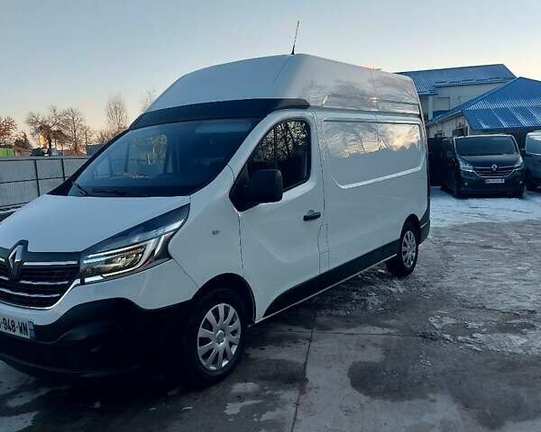 Белый Рено Трафик, объемом двигателя 2 л и пробегом 140 тыс. км за 18300 $, фото 63 на Automoto.ua
