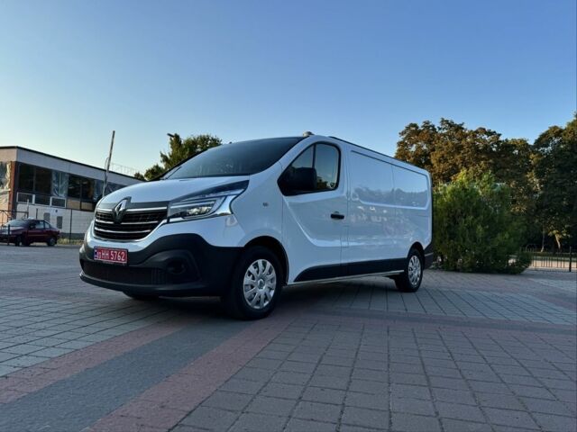 Белый Рено Трафик, объемом двигателя 2 л и пробегом 93 тыс. км за 20500 $, фото 1 на Automoto.ua