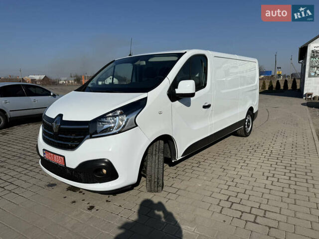 Белый Рено Трафик, объемом двигателя 2 л и пробегом 89 тыс. км за 17550 $, фото 6 на Automoto.ua