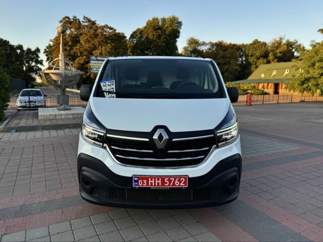 Белый Рено Трафик, объемом двигателя 2 л и пробегом 93 тыс. км за 20500 $, фото 2 на Automoto.ua