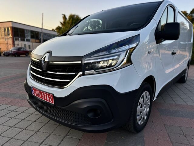 Белый Рено Трафик, объемом двигателя 2 л и пробегом 93 тыс. км за 20500 $, фото 6 на Automoto.ua