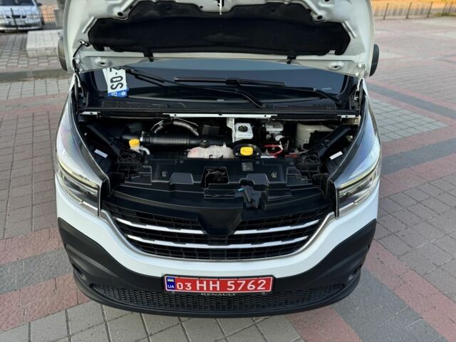 Белый Рено Трафик, объемом двигателя 2 л и пробегом 93 тыс. км за 20500 $, фото 23 на Automoto.ua