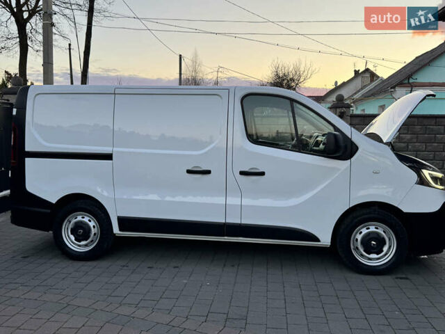 Белый Рено Трафик, объемом двигателя 2 л и пробегом 210 тыс. км за 15900 $, фото 12 на Automoto.ua