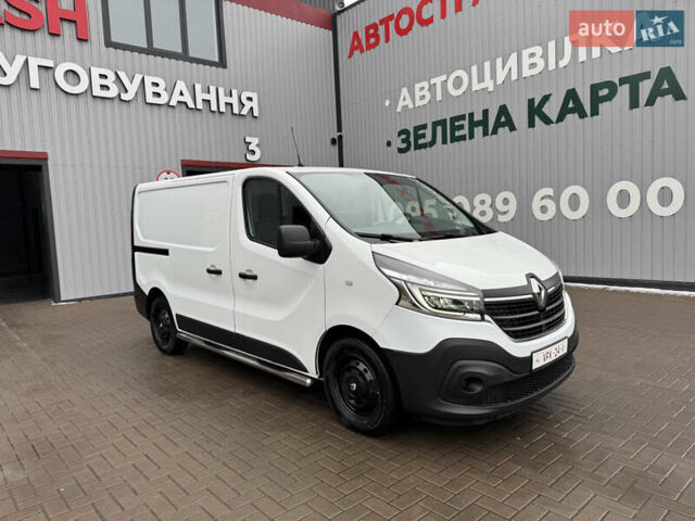 Белый Рено Трафик, объемом двигателя 2 л и пробегом 199 тыс. км за 17950 $, фото 30 на Automoto.ua
