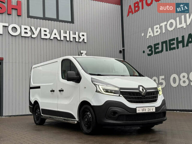 Белый Рено Трафик, объемом двигателя 2 л и пробегом 199 тыс. км за 17950 $, фото 8 на Automoto.ua