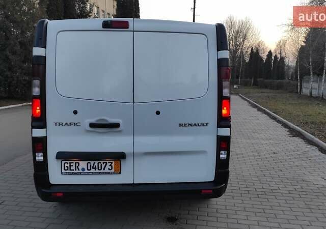 Белый Рено Трафик, объемом двигателя 2 л и пробегом 216 тыс. км за 16400 $, фото 7 на Automoto.ua