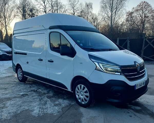 Белый Рено Трафик, объемом двигателя 2 л и пробегом 140 тыс. км за 18300 $, фото 58 на Automoto.ua