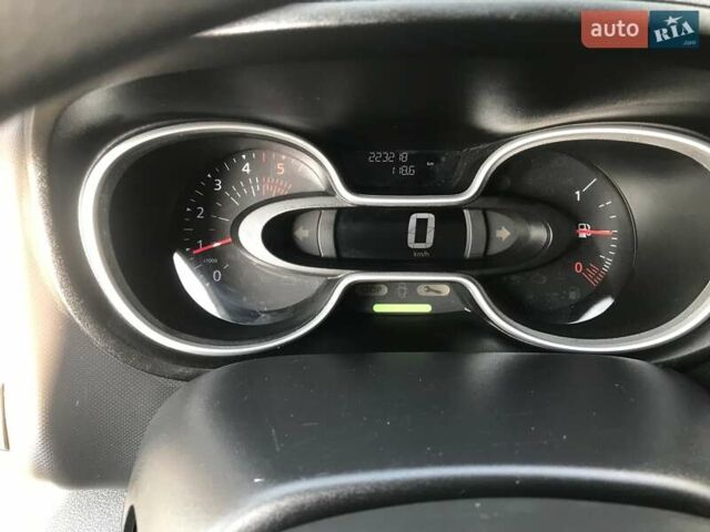 Білий Рено Трафік, об'ємом двигуна 2 л та пробігом 220 тис. км за 15500 $, фото 34 на Automoto.ua