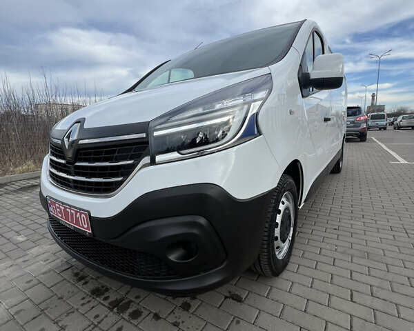 Белый Рено Трафик, объемом двигателя 2 л и пробегом 150 тыс. км за 20000 $, фото 14 на Automoto.ua